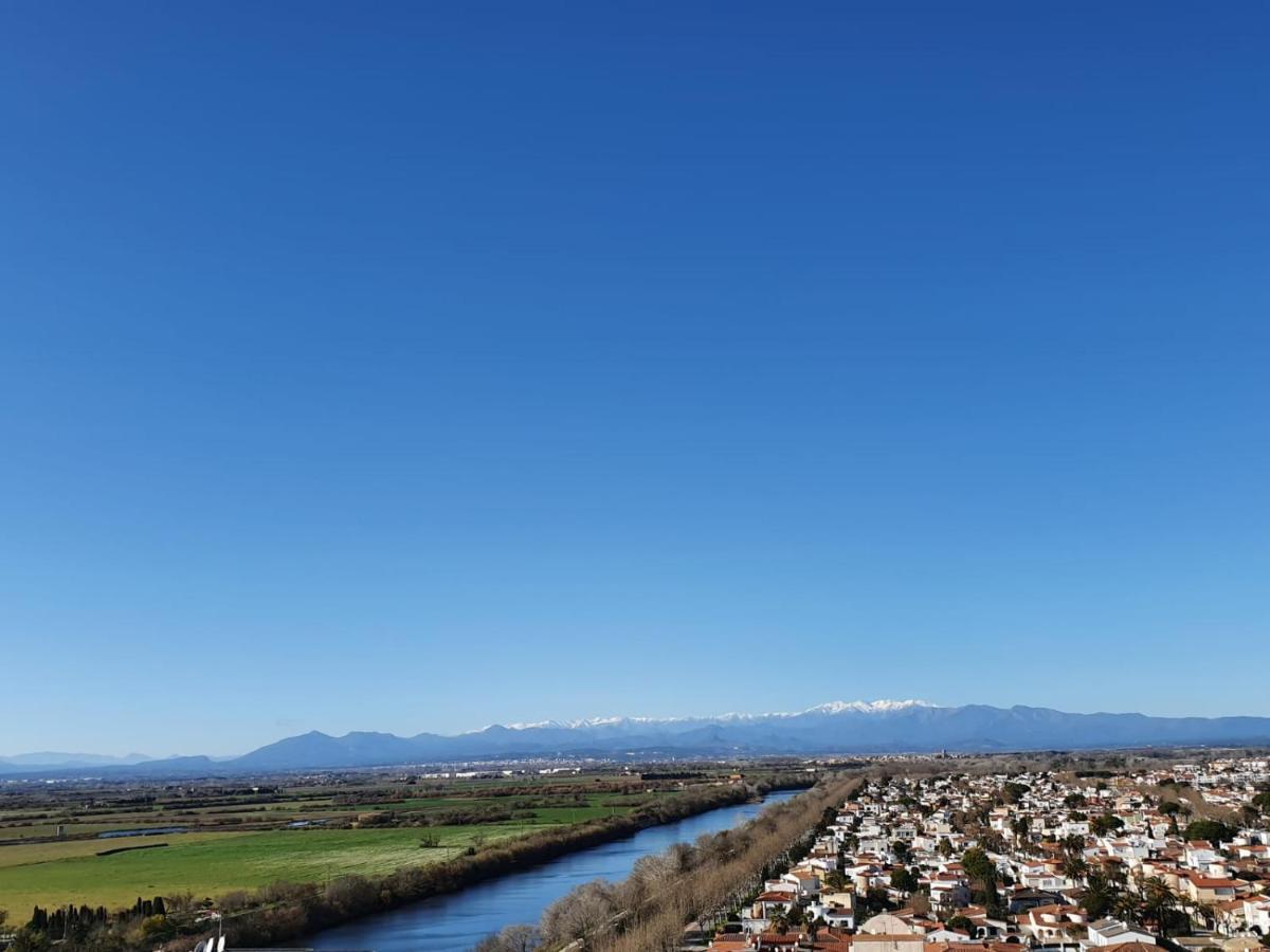 Les Couchers De Soleil A Empuriabrava Eksteriør bilde