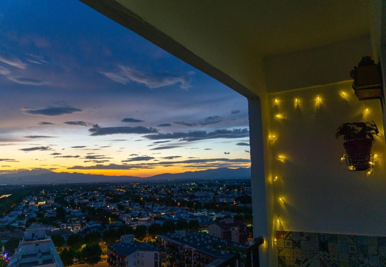 Les Couchers De Soleil A Empuriabrava Eksteriør bilde